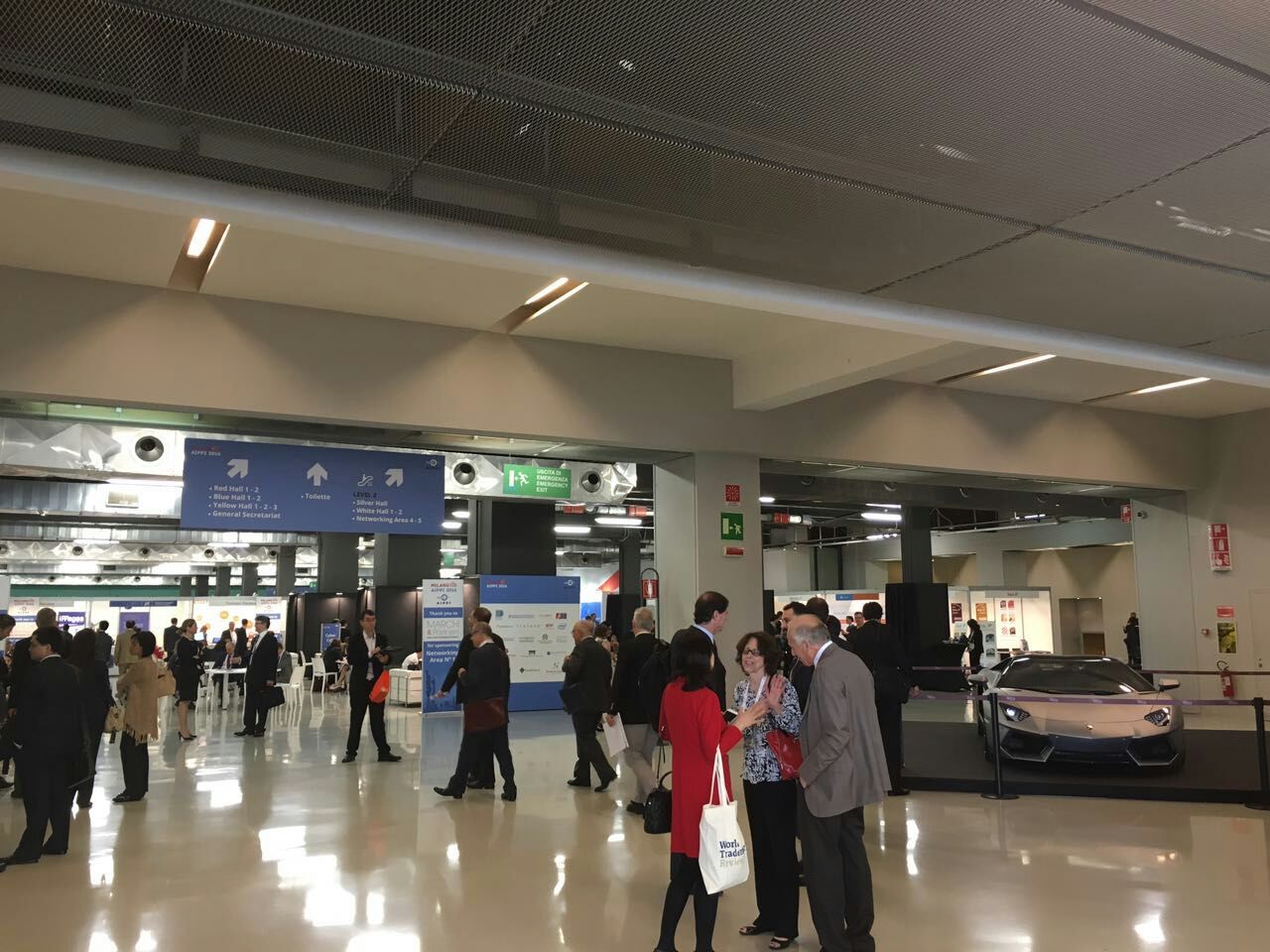 展示区.jpg